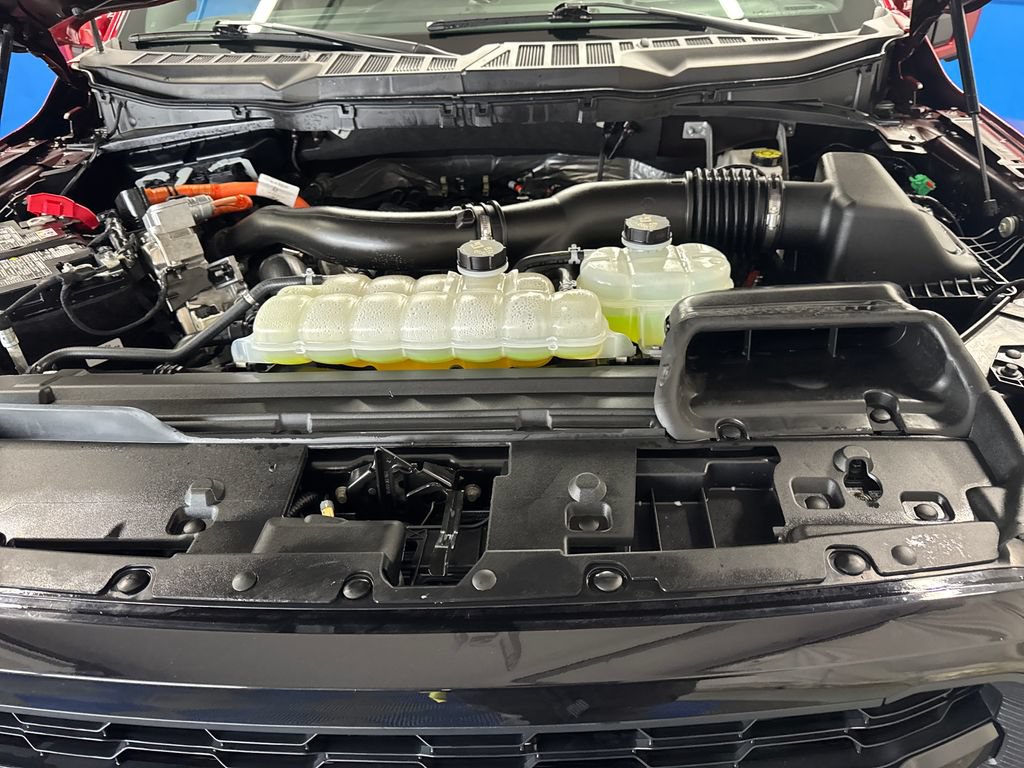 Certified 2025 Ford F150 Lariat w/ Equipment Group 502A High AWD/4WD image 26