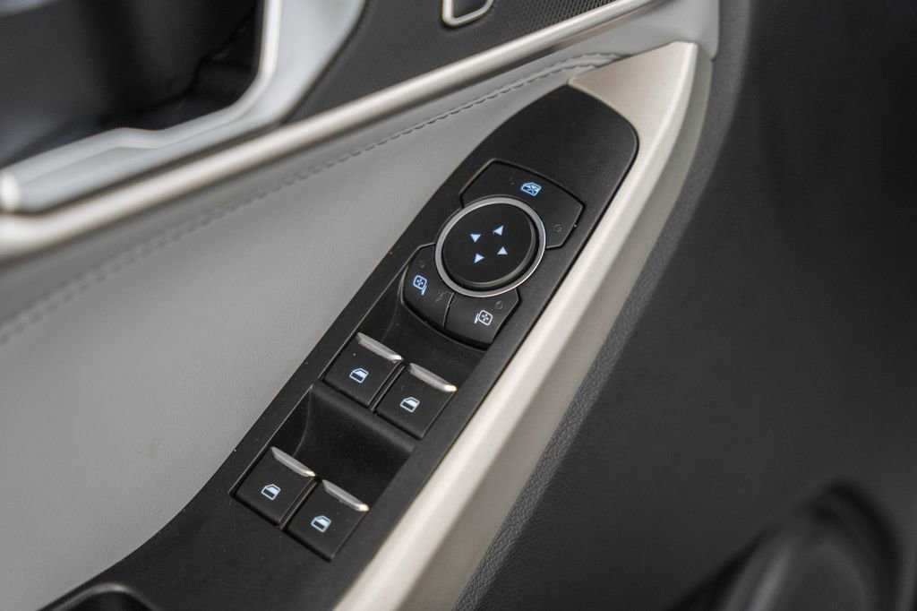 Certified 2021 Ford Explorer XLT w/ Equipment Group 202A image 43