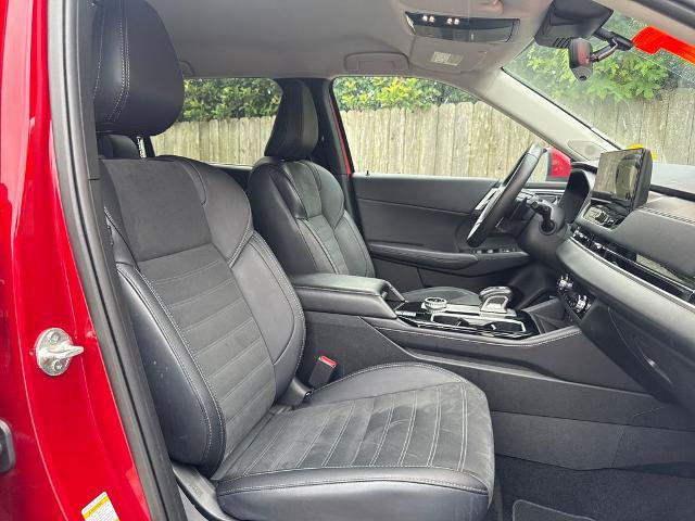 Used 2025 Mitsubishi Outlander SE FWD image 7