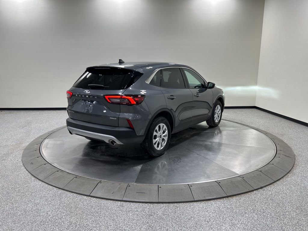 Certified 2023 Ford Escape Active image 5