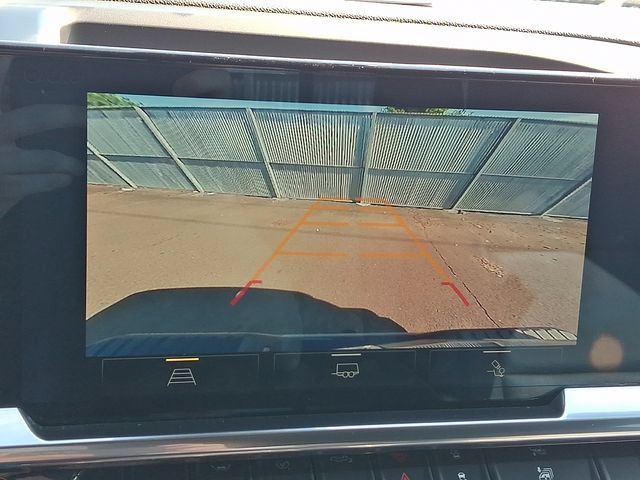 Used 2024 Chevrolet Silverado 1500 RST AWD/4WD image 17