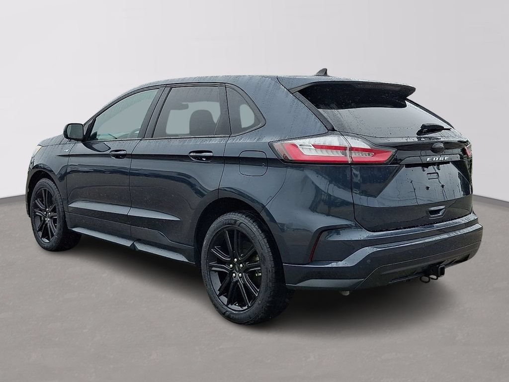Certified 2023 Ford Edge ST-Line w/ Class II Trailer Tow Package AWD/4WD image 4