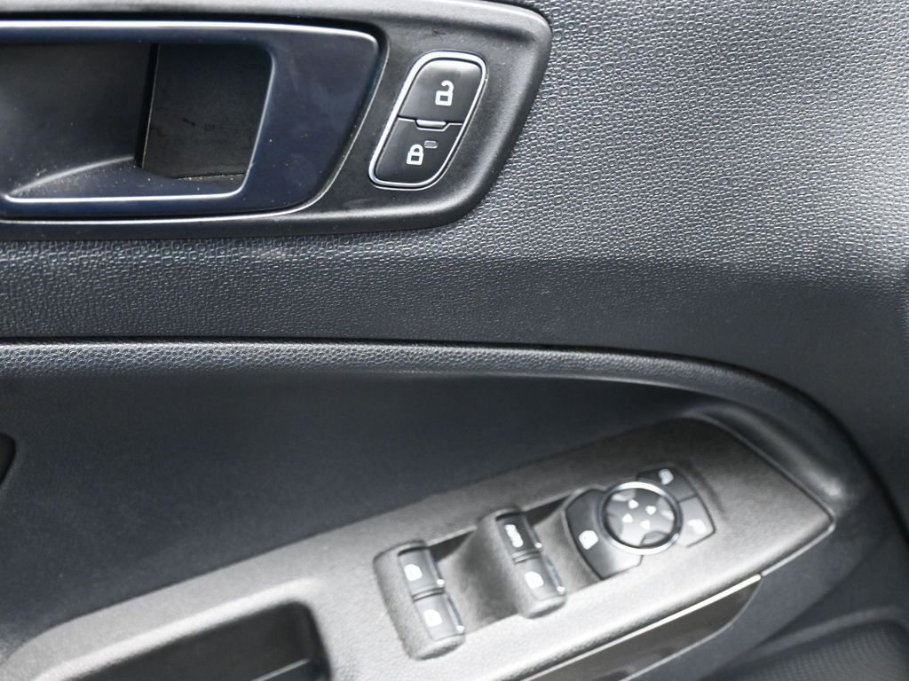 Certified 2020 Ford EcoSport SES image 40