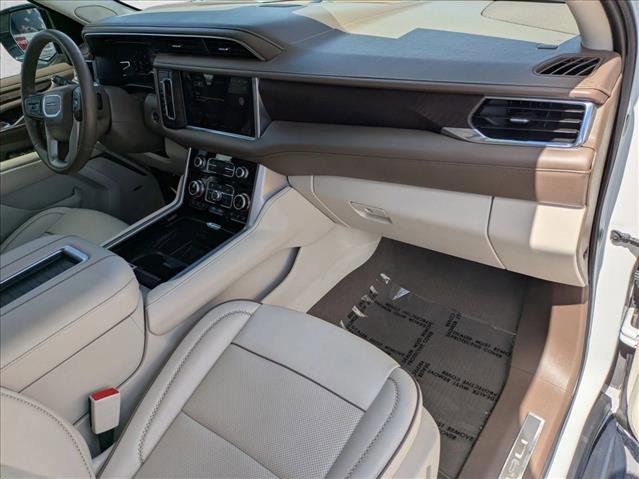 Used 2024 GMC Yukon XL Denali image 25