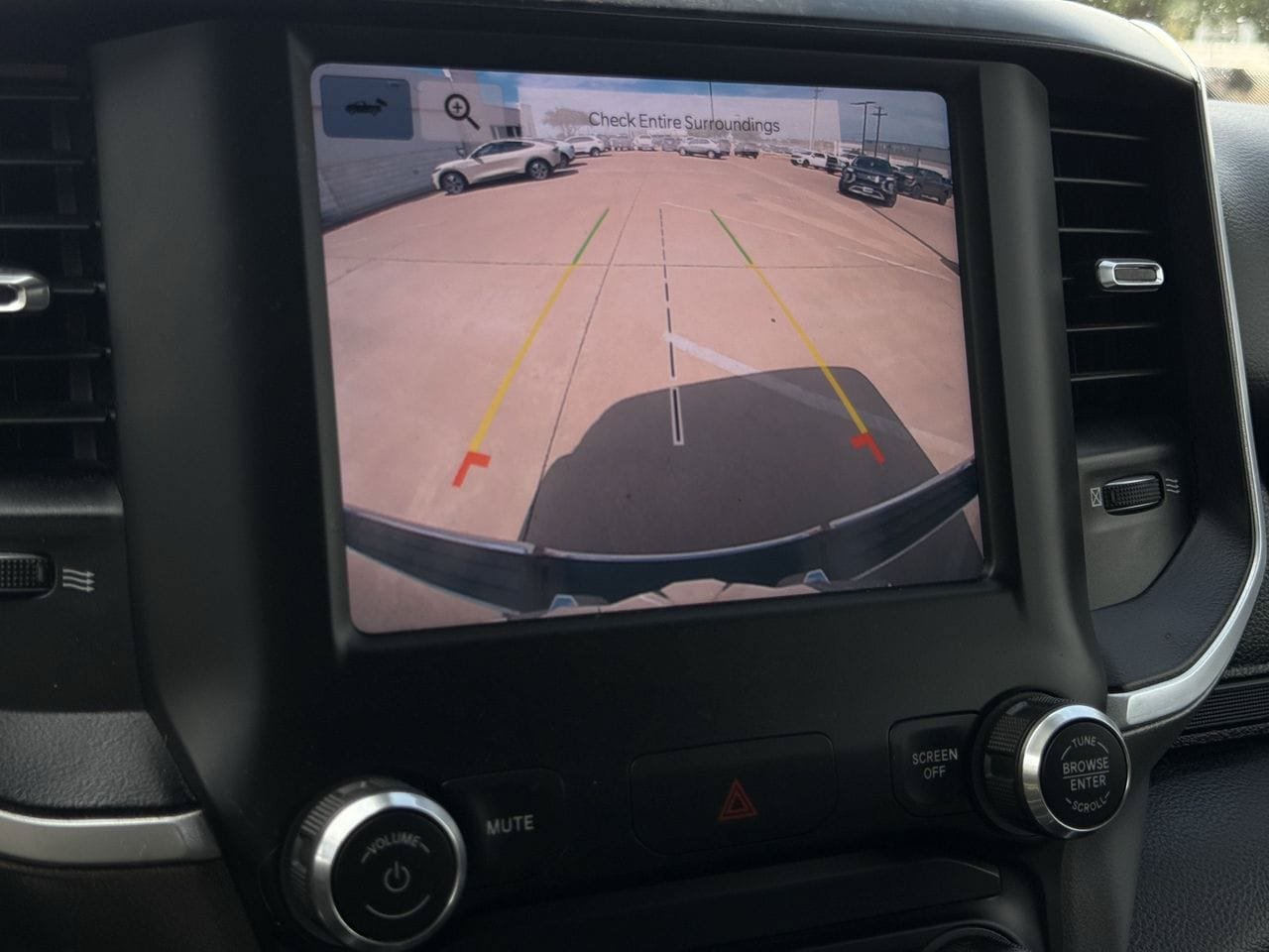 Used 2022 RAM 1500 Lone Star AWD/4WD image 18