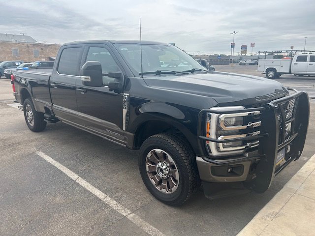 Certified 2023 Ford F250 King Ranch AWD/4WD image 4