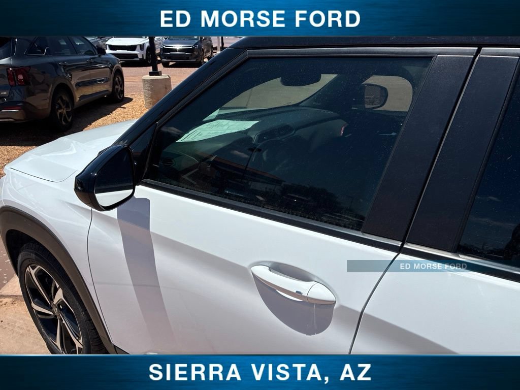 Used 2023 Chevrolet TrailBlazer RS w/ Sun and Liftgate Package FWD image 20