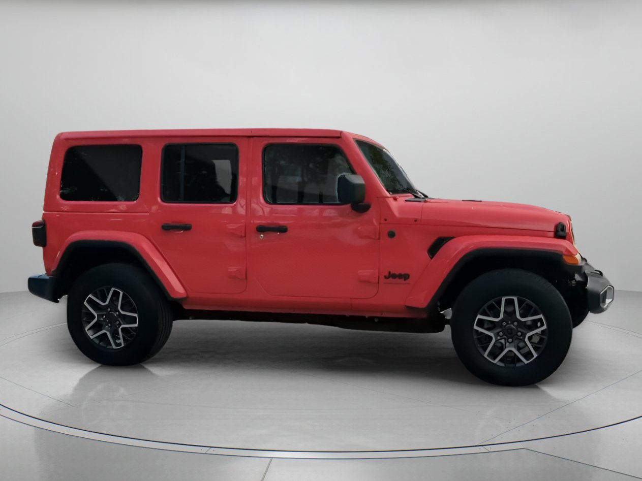 Used 2026 Jeep Wrangler Unlimited Sahara AWD/4WD image 33