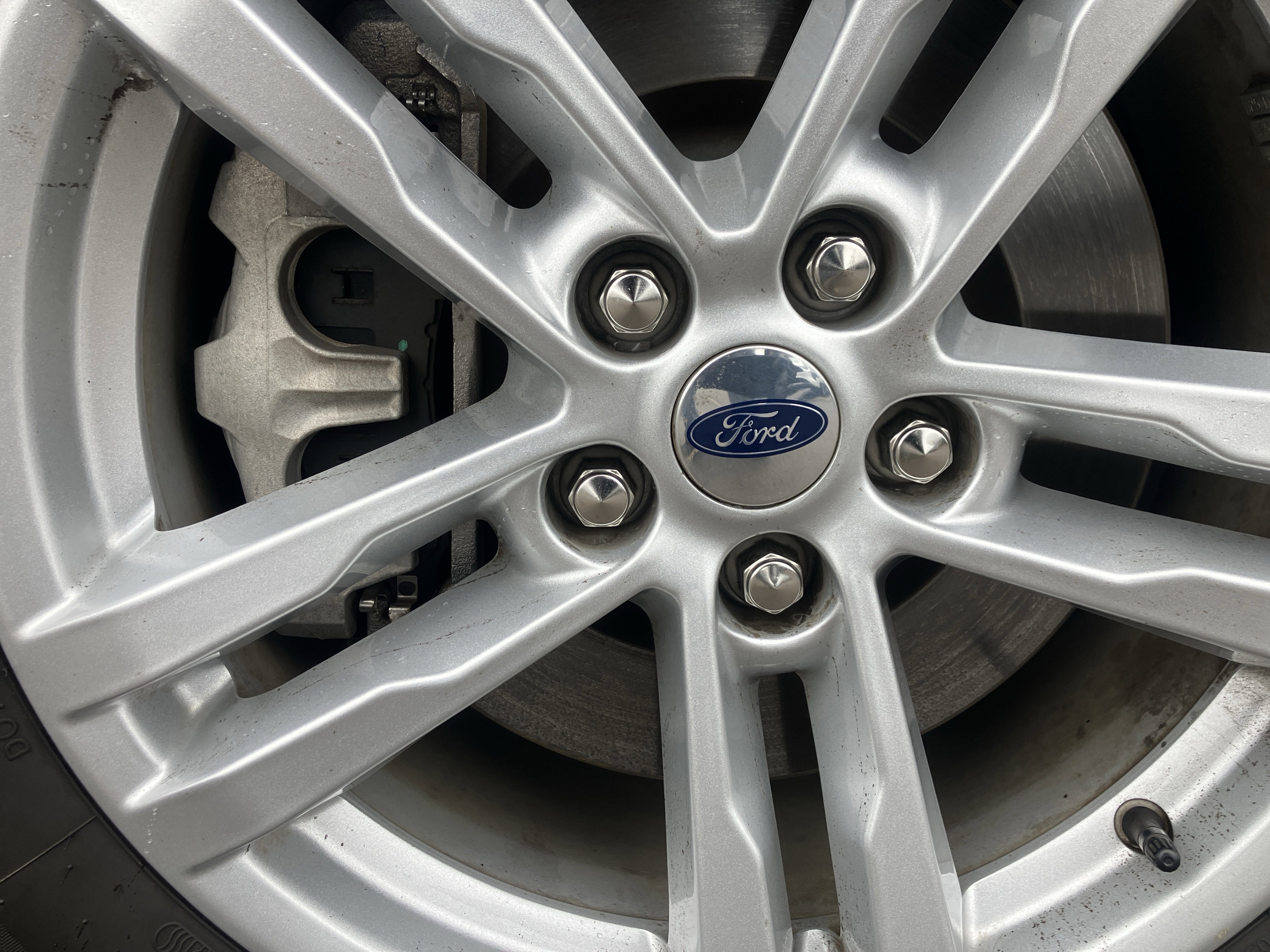 Certified 2022 Ford Explorer XLT w/ Equipment Group 202A image 9