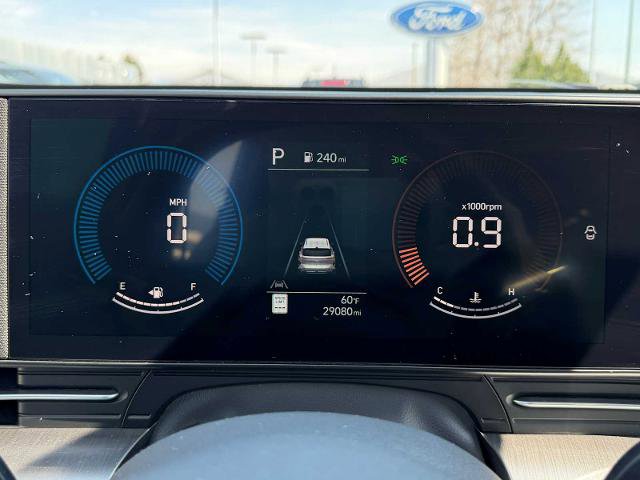 Used 2025 Hyundai Kona SEL image 14