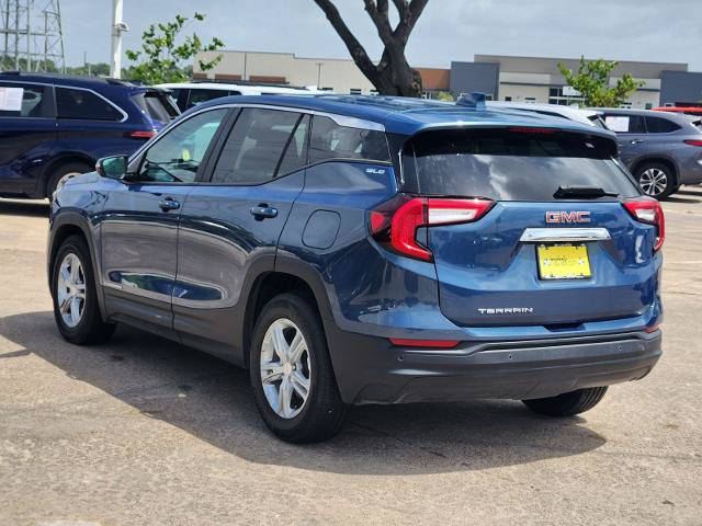 Used 2024 GMC Terrain SLE w/ Fleet Convenience Package FWD image 6