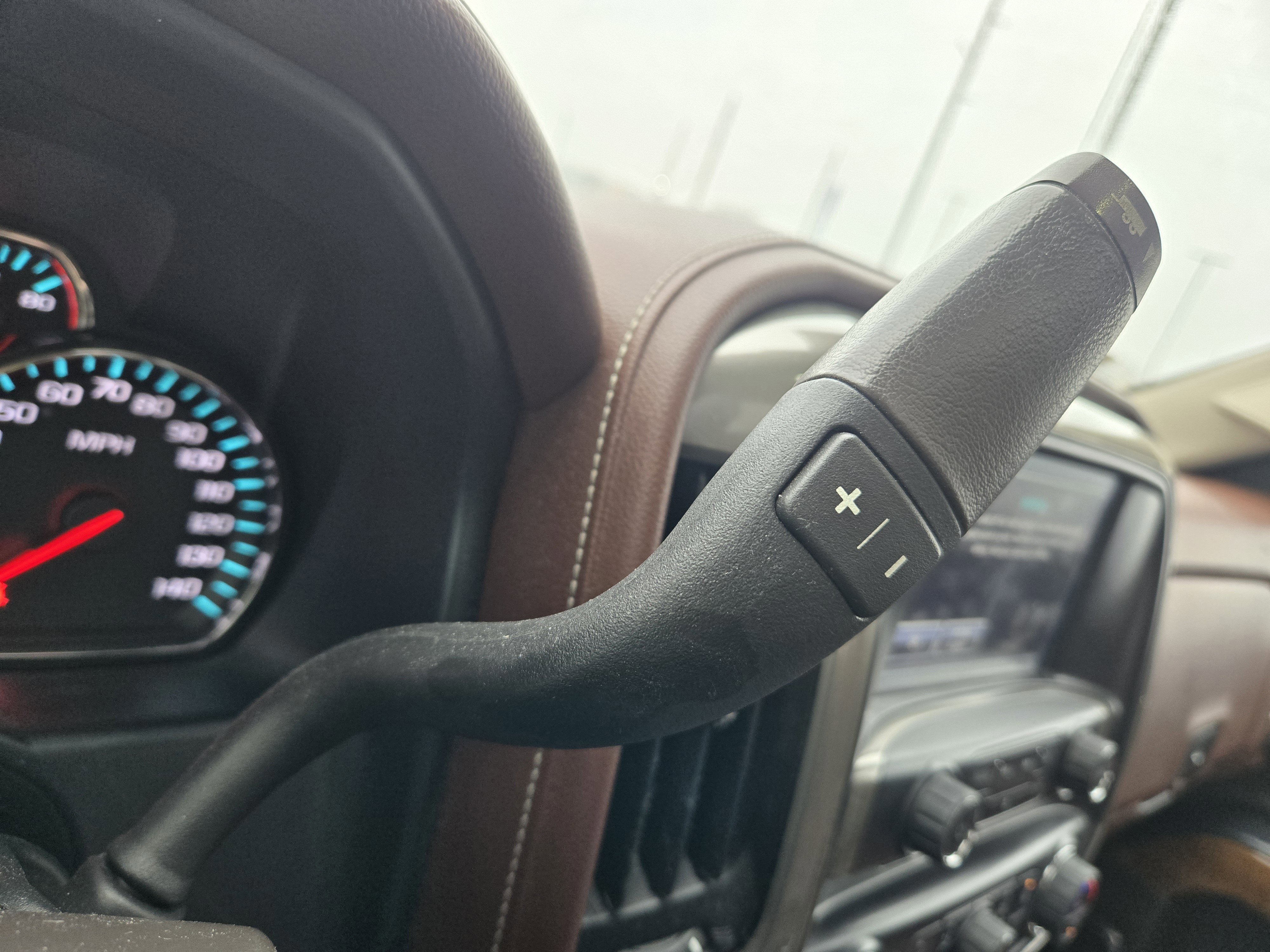 Used 2017 Chevrolet Silverado 1500 High Country image 22