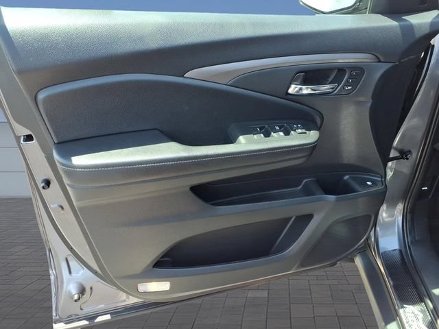 Used 2023 Honda Ridgeline RTL-E image 17