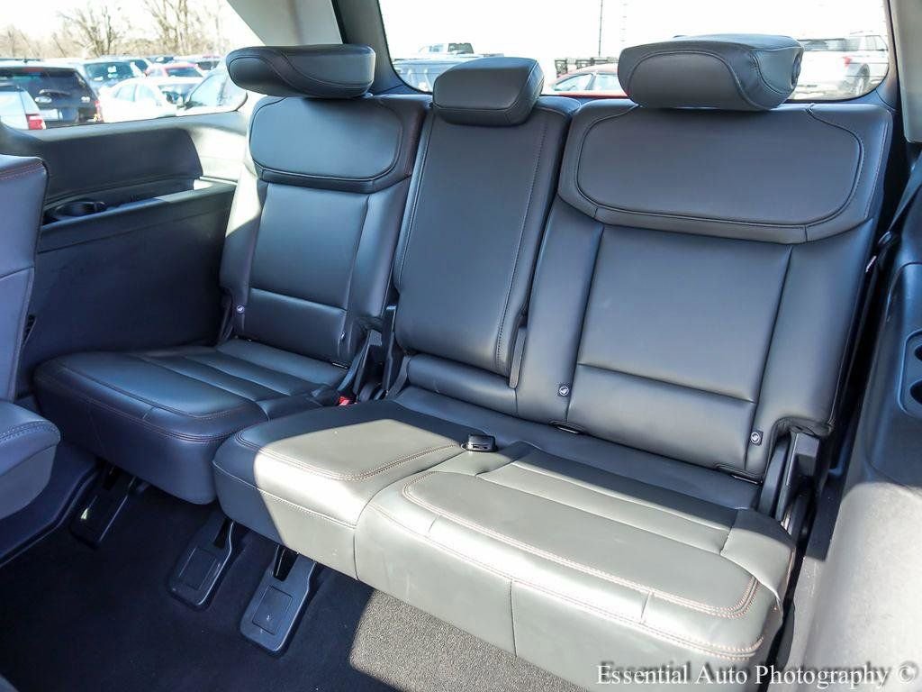 Certified 2025 Ford Expedition Active AWD/4WD image 12