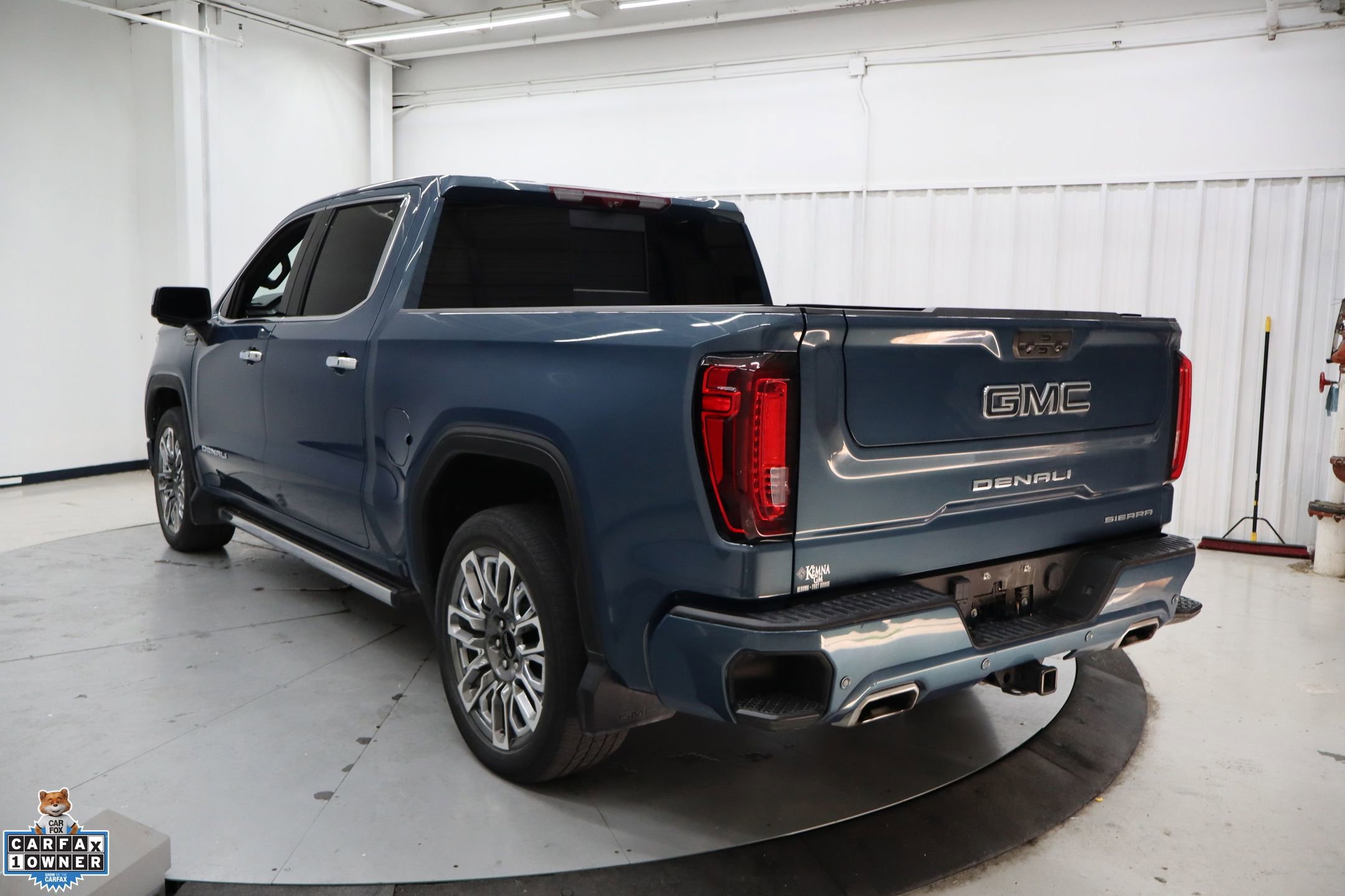 Used 2024 GMC Sierra 1500 Denali Ultimate AWD/4WD image 6