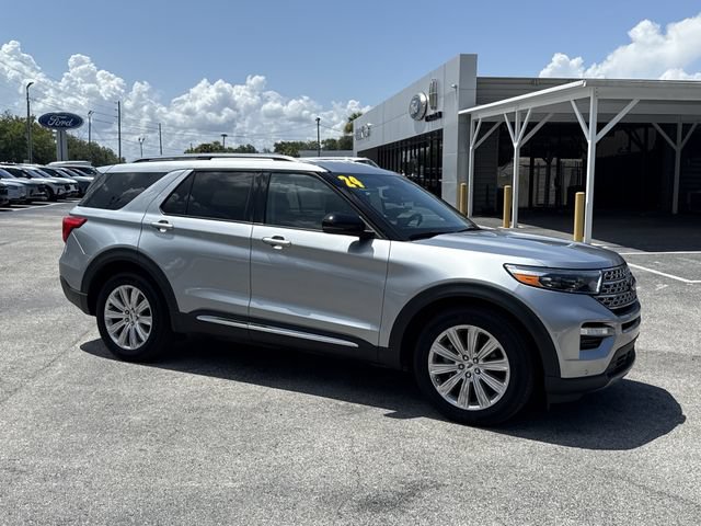 Certified 2024 Ford Explorer Limited w/ Limited Technology Package RWD image 5