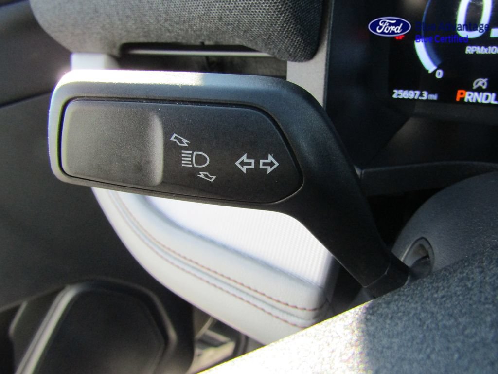 Certified 2025 Ford Explorer Active w/ Active Comfort Package AWD/4WD image 28