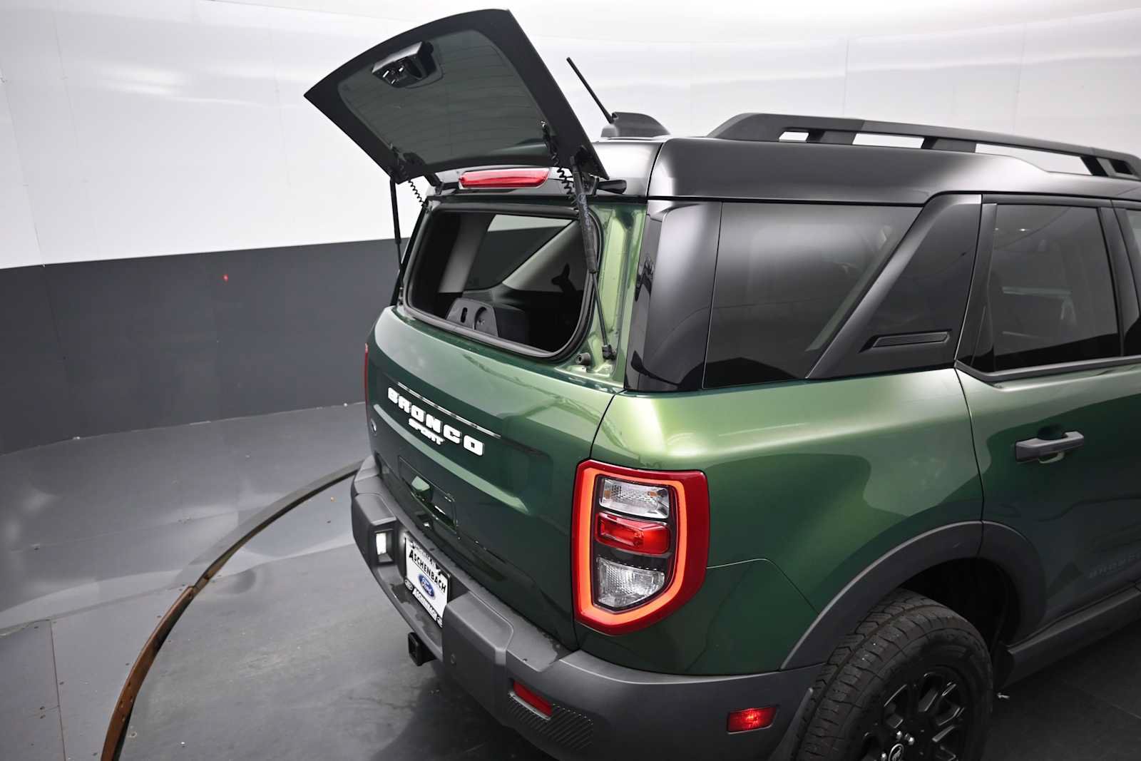 Certified 2025 Ford Bronco Sport Badlands w/ Badlands Tech Package AWD/4WD image 24
