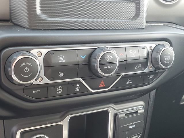 Used 2022 Jeep Gladiator Sport image 27