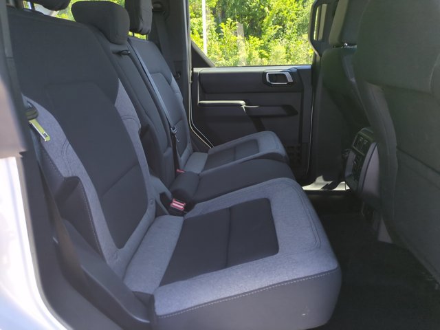 Certified 2025 Ford Bronco 4-Door w/ Sasquatch Package AWD/4WD image 32