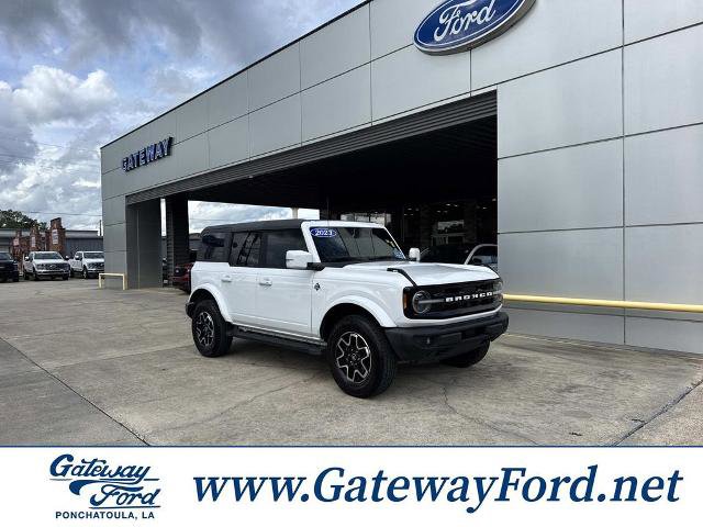 Certified 2022 Ford Bronco Outer Banks AWD/4WD image 1