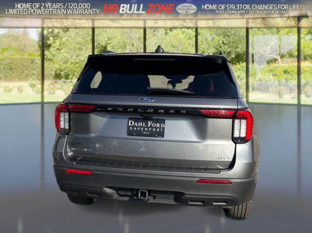Certified 2025 Ford Explorer Active AWD/4WD image 4