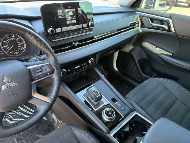 Used 2022 Mitsubishi Outlander SE AWD/4WD image 29
