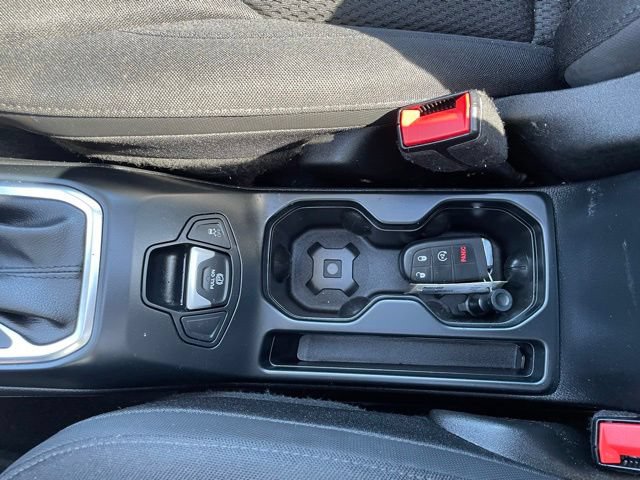 Used 2018 Jeep Renegade Altitude AWD/4WD image 25