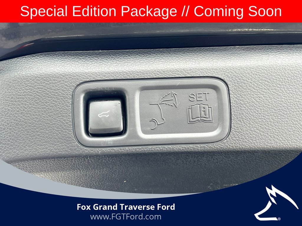 Certified 2023 Ford Expedition XLT image 50