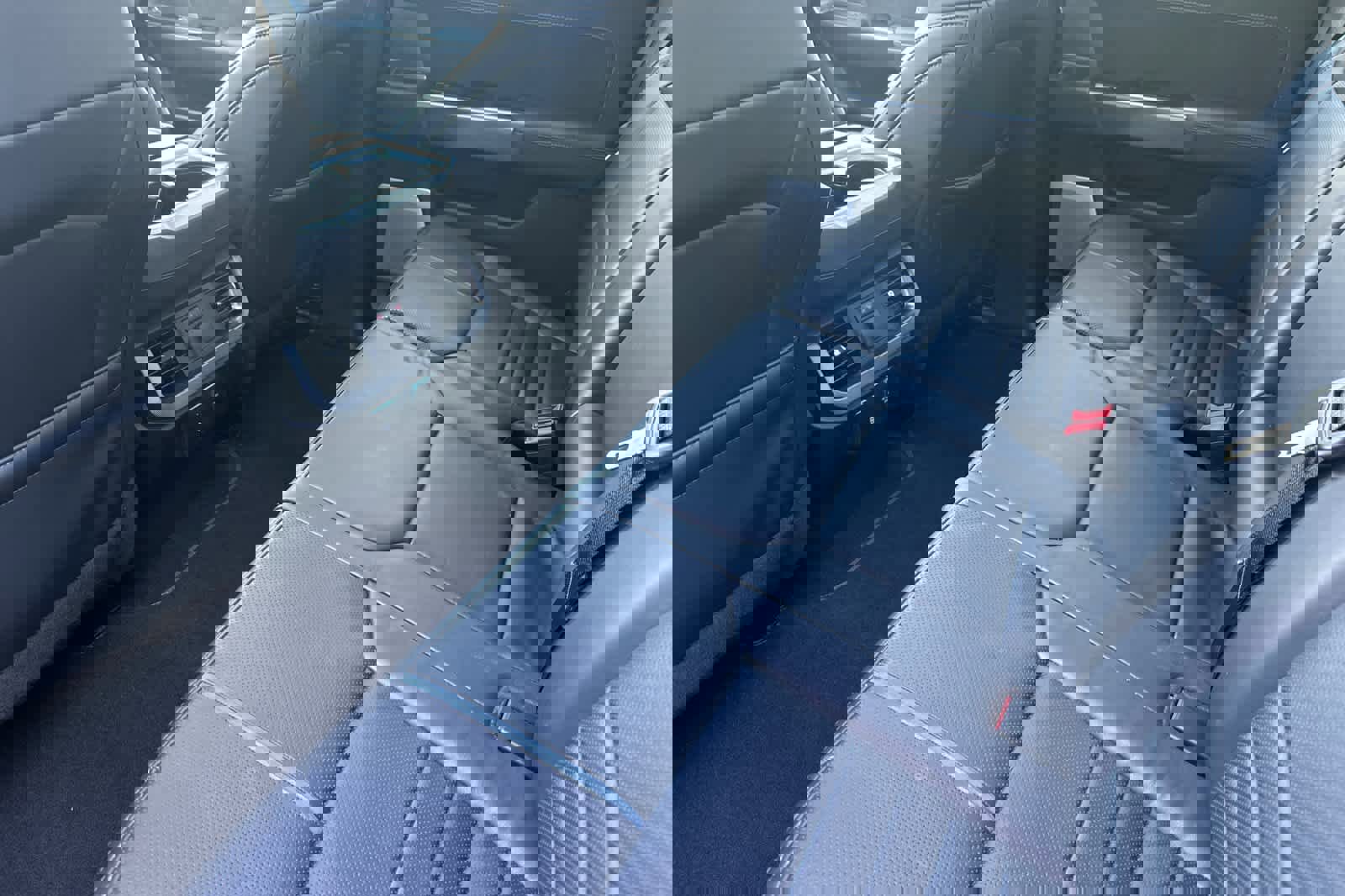 Certified 2025 Ford F150 Platinum w/ Equipment Group 702A High image 10