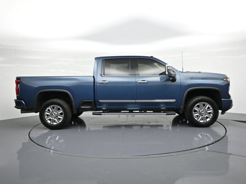 Used 2024 Chevrolet Silverado 3500 High Country w/ Z71 Off-Road Package AWD/4WD image 5