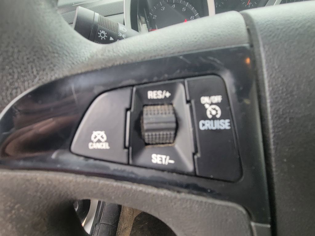 Used 2017 Chevrolet Equinox LS image 21