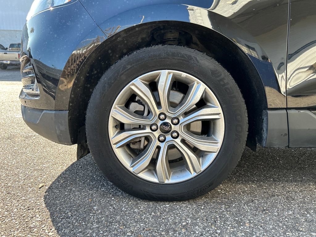 Certified 2024 Ford Edge Titanium image 7