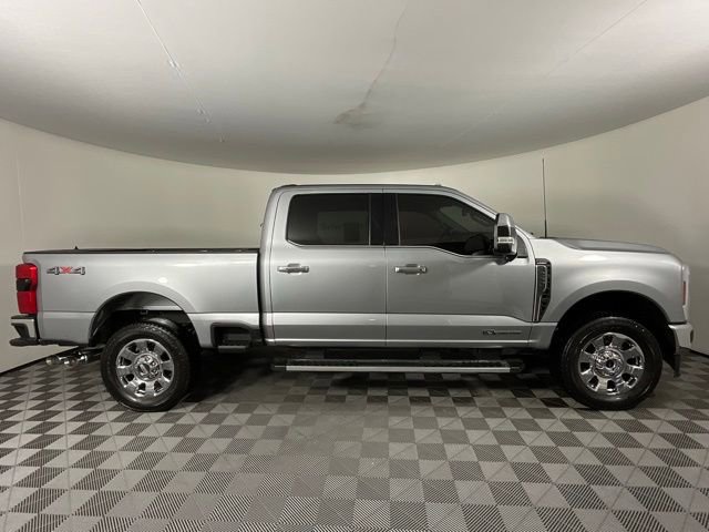 Certified 2024 Ford F250 Lariat w/ Chrome Package image 2
