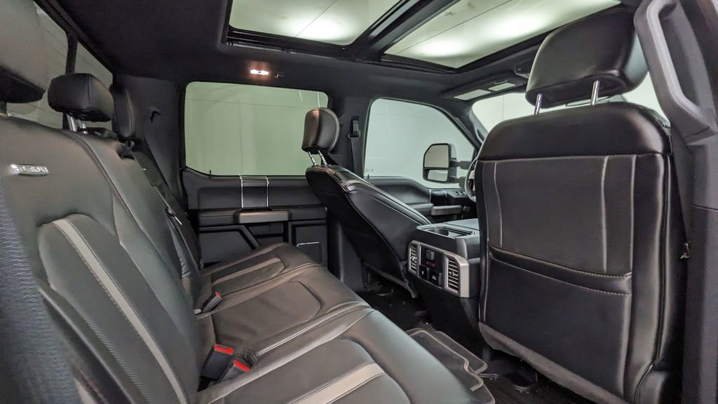 Certified 2019 Ford F450 Platinum w/ Platinum Ultimate Package image 39