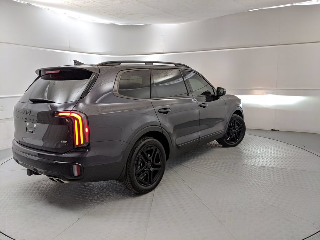 Used 2025 Kia Telluride SX X-Line AWD/4WD image 3