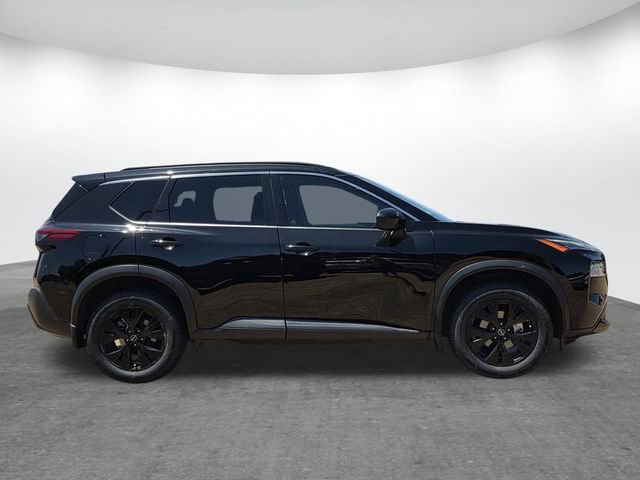 Used 2023 Nissan Rogue SV w/ SV Premium B Package FWD video 3