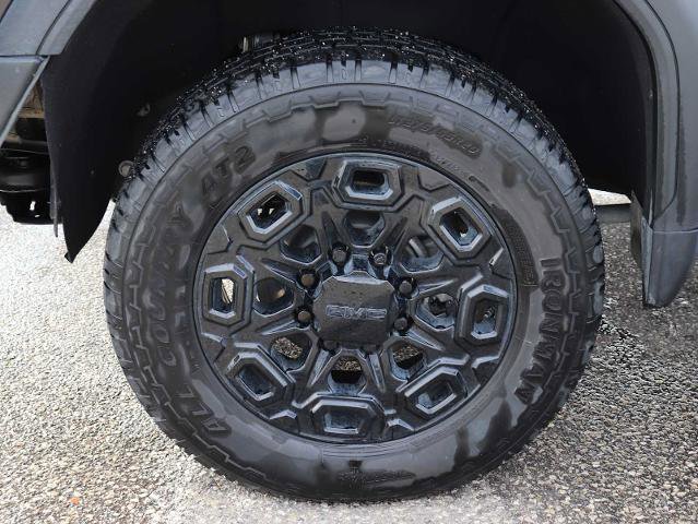 Used 2021 GMC Sierra 3500 AT4 w/ AT4 Premium Plus Package image 14