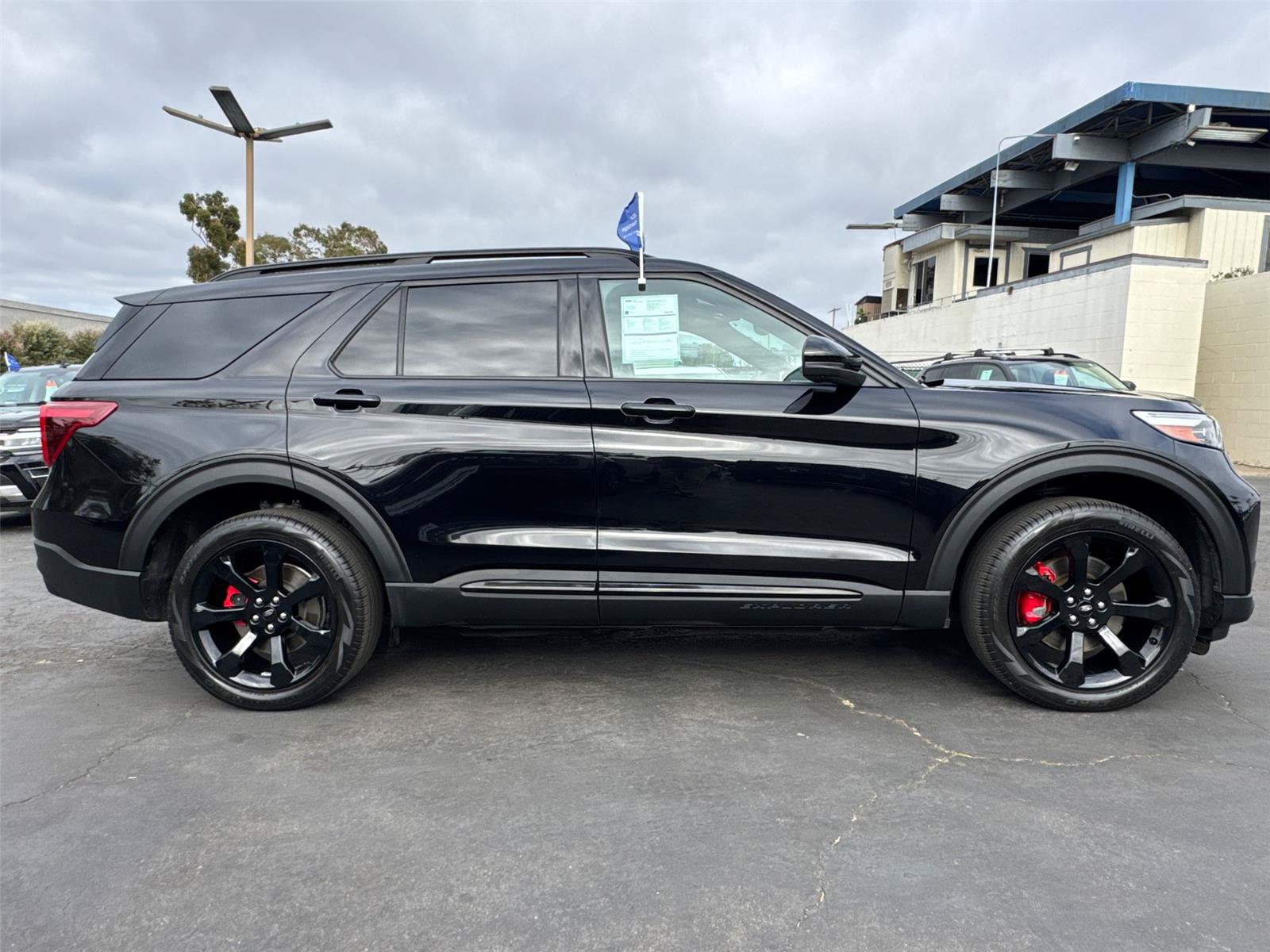 Certified 2023 Ford Explorer ST w/ Equipment Group 401A AWD/4WD image 7