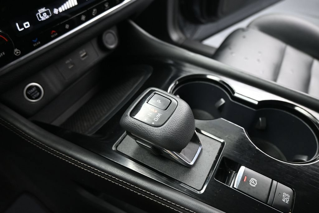 Used 2023 Nissan Rogue SL w/ SL Premium Package FWD image 16