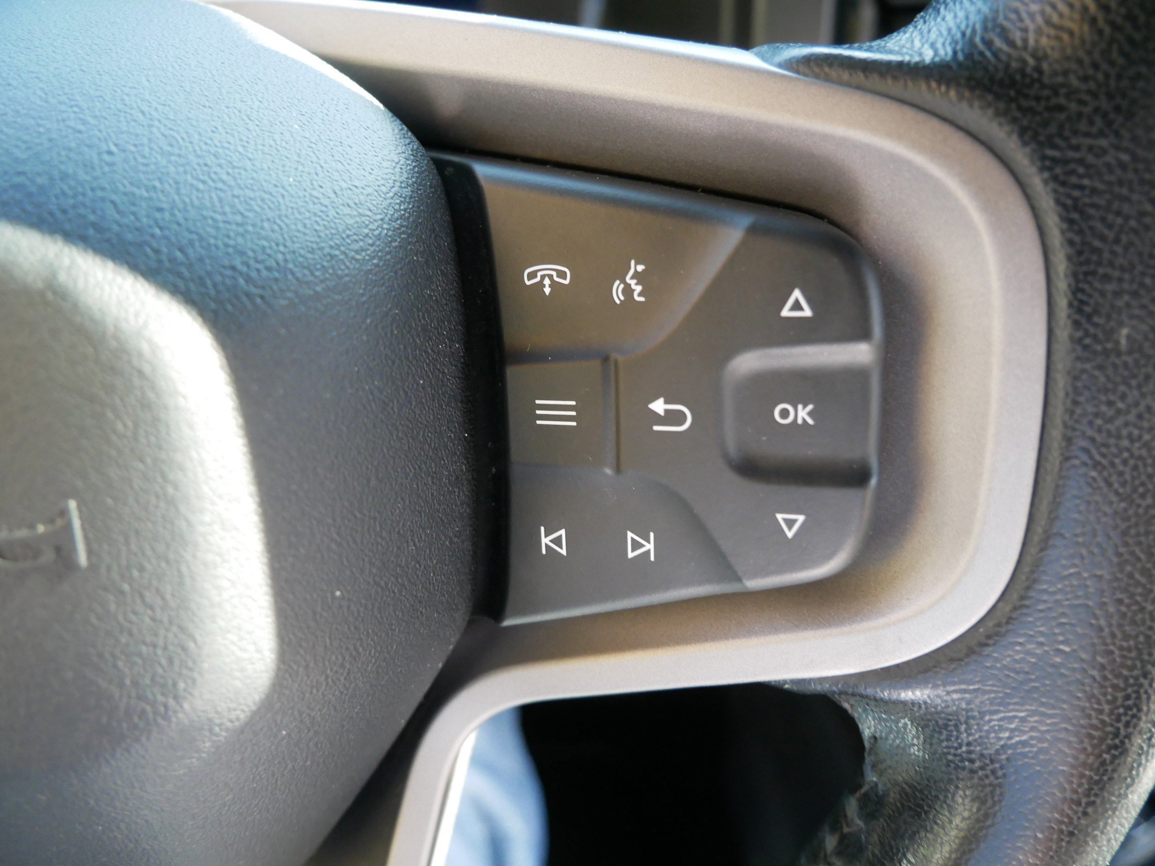 Certified 2021 Ford Bronco Black Diamond image 28