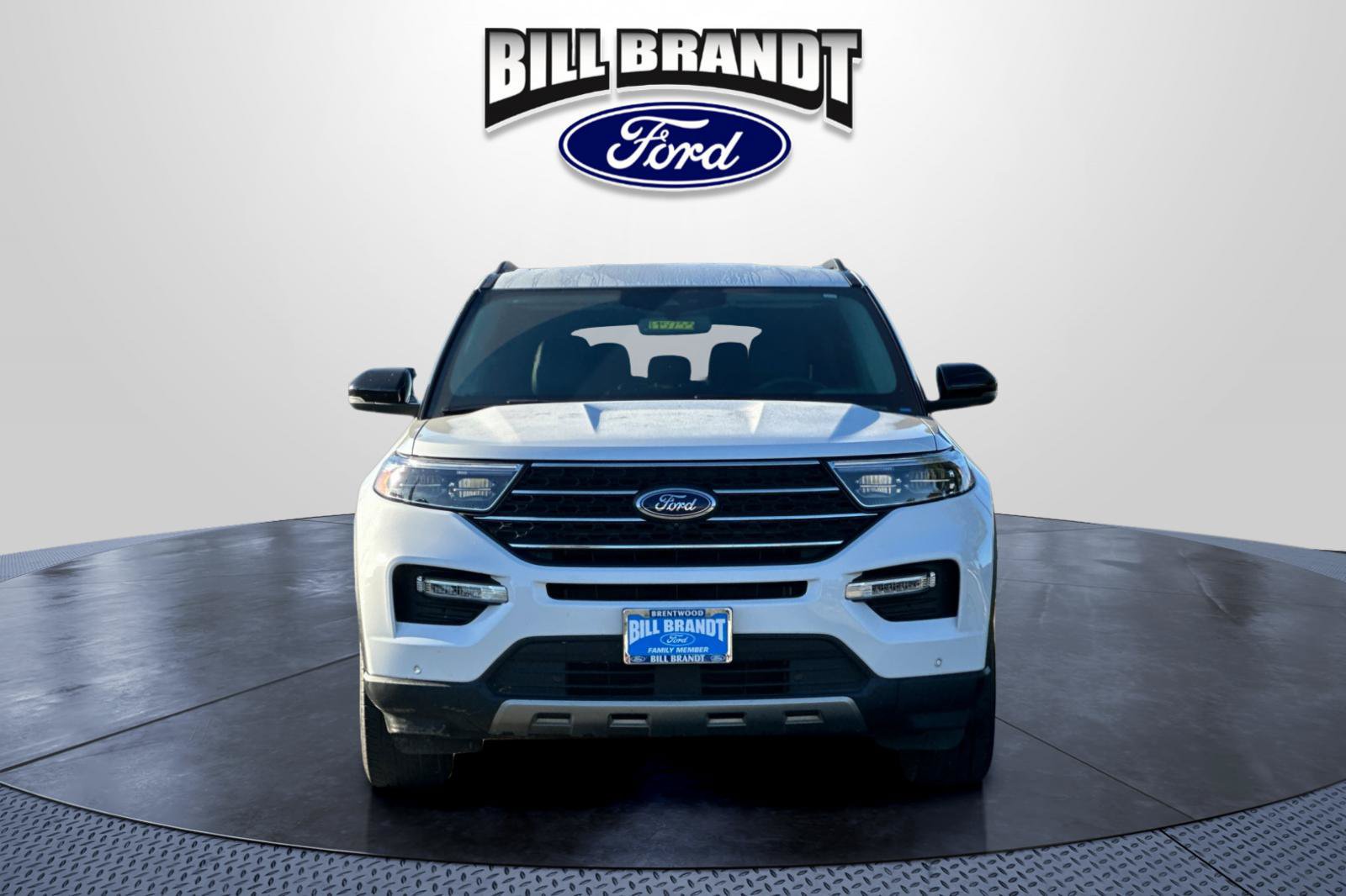 Certified 2024 Ford Explorer XLT w/ Equipment Group 202A AWD/4WD image 8