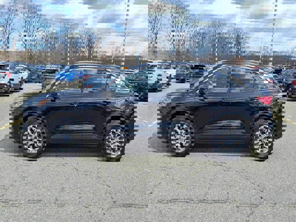 Certified 2022 Ford Escape SE w/ Convenience Package image 2