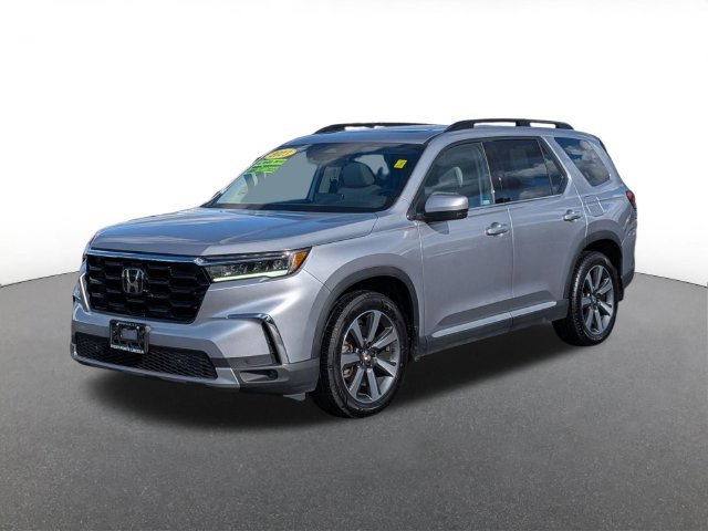 Used 2023 Honda Pilot Touring image 5