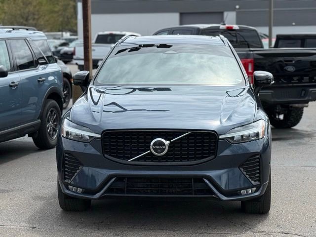 Used 2023 Volvo XC60 B5 Plus AWD/4WD image 37