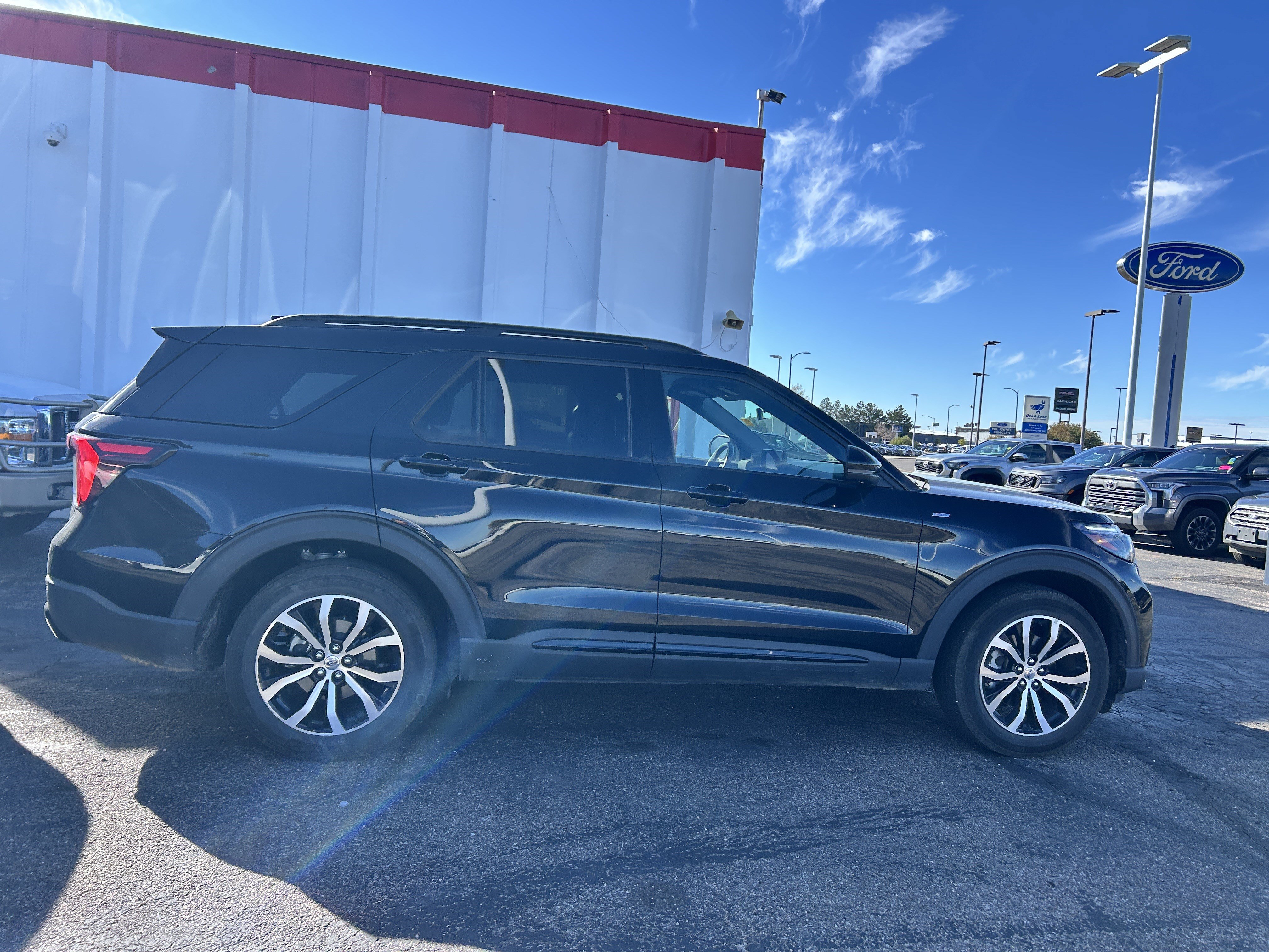 Certified 2026 Ford Explorer ST-Line AWD/4WD image 7
