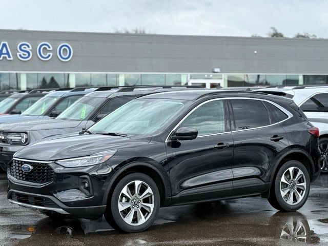 Certified 2024 Ford Escape Platinum image 34