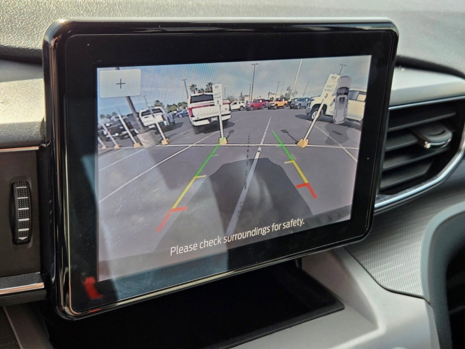 Certified 2023 Ford Explorer XLT w/ Equipment Group 202A RWD image 22