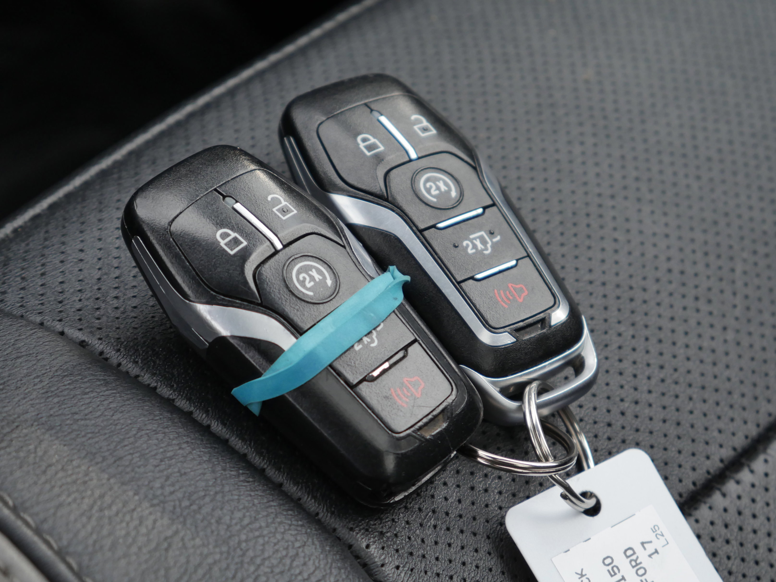 Certified 2017 Ford F150 Raptor w/ Equipment Group 802A Luxury image 43