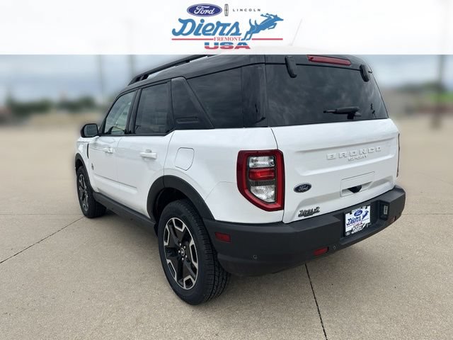 Certified 2023 Ford Bronco Sport Outer Banks AWD/4WD image 3